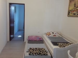 22356059-Ferienwohnung-4--300x225-2