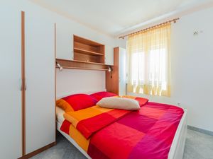 23335424-Ferienwohnung-5--300x225-4