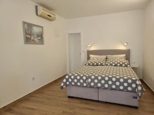 23484285-Ferienwohnung-2--300x225-5