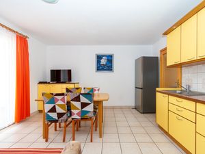 23539293-Ferienwohnung-5--300x225-3