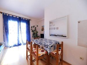 23583085-Ferienwohnung-4--300x225-3