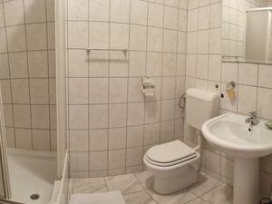 23607950-Ferienwohnung-3--300x225-5