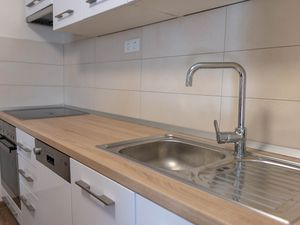 23607957-Ferienwohnung-3--300x225-4