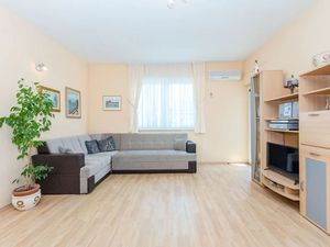 23607959-Ferienwohnung-6--300x225-1