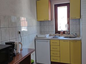 23607973-Ferienwohnung-6--300x225-2