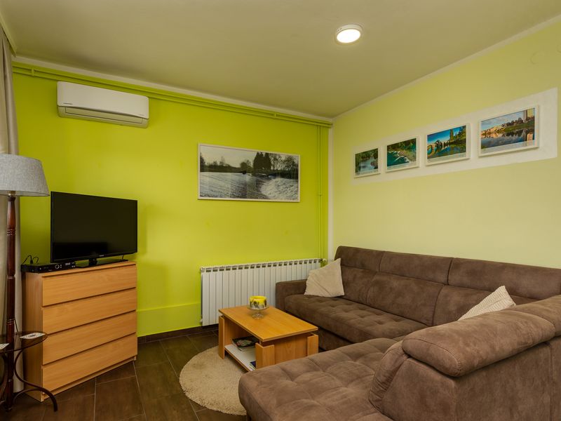 23657738-Ferienwohnung-6--800x600-1