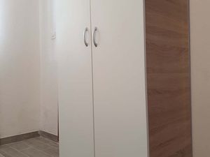 23663786-Ferienwohnung-3--300x225-5