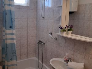 23670648-Ferienwohnung-4--300x225-4