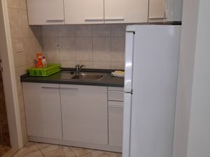 23670653-Ferienwohnung-5--300x225-3