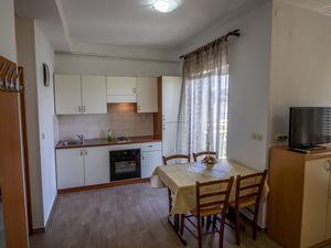 23674266-Ferienwohnung-4--300x225-3