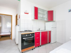 23675139-Ferienwohnung-4--300x225-2