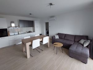 23680294-Ferienwohnung-4--300x225-1