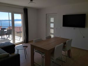 23680294-Ferienwohnung-4--300x225-2