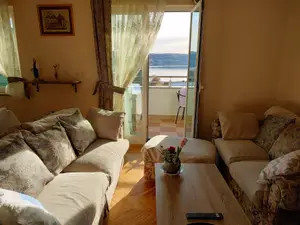 Ferienwohnung für 6 Personen (87 m²) in Rtina