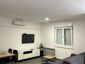 23948205-Ferienwohnung-4--300x225-1