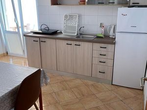 23967379-Ferienwohnung-4--300x225-2