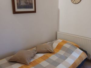 23984360-Ferienwohnung-4--300x225-2