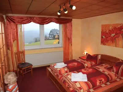 FW Rennsteig-Pension Schlafzimmer