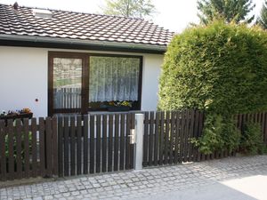 22219285-Ferienwohnung-2--300x225-1