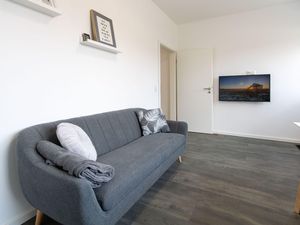 24015619-Ferienwohnung-2--300x225-1