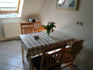 24016096-Ferienwohnung-4--300x225-3