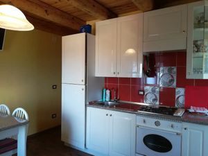 24016504-Ferienwohnung-4--300x225-3