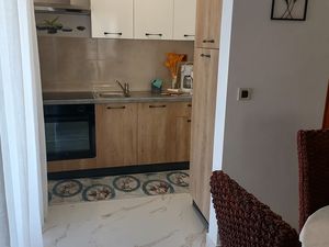 24016516-Ferienwohnung-4--300x225-3