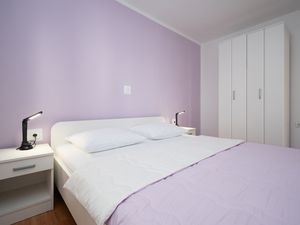 23936480-Ferienwohnung-4--300x225-4