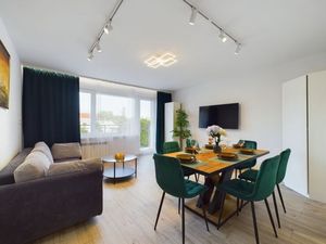 24016573-Ferienwohnung-6--300x225-5