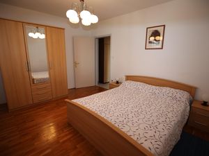 22954725-Ferienwohnung-5--300x225-2