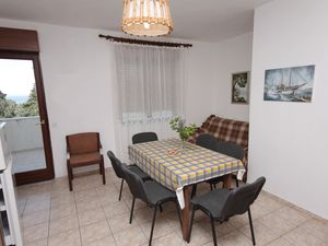 23928170-Ferienwohnung-5--300x225-2