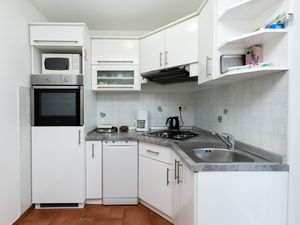 23947358-Ferienwohnung-5--300x225-2