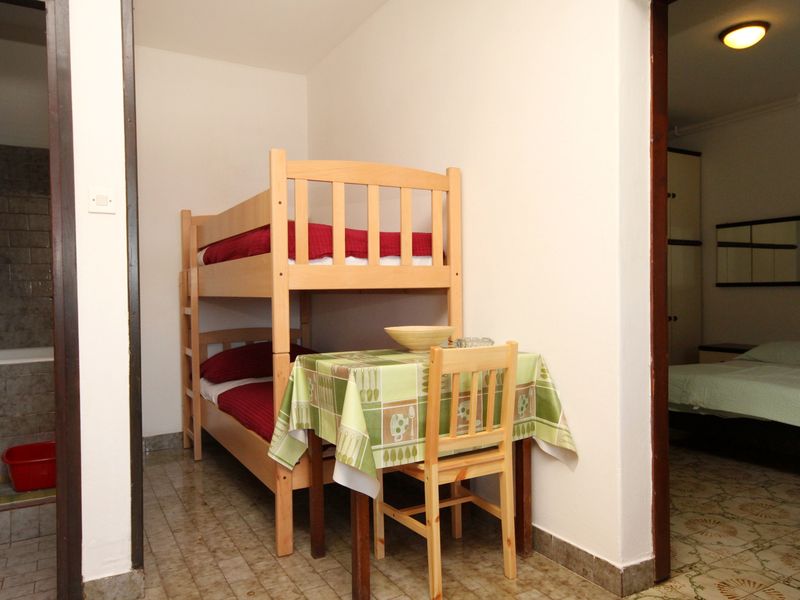 23926007-Ferienwohnung-4--800x600-1