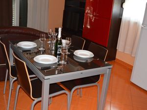 23931953-Ferienwohnung-6--300x225-4