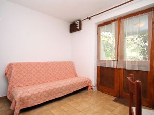 23925744-Ferienwohnung-4--300x225-2