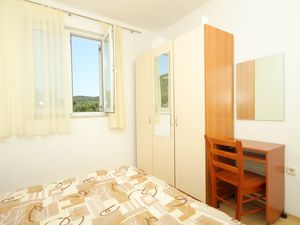 23926031-Ferienwohnung-4--300x225-5