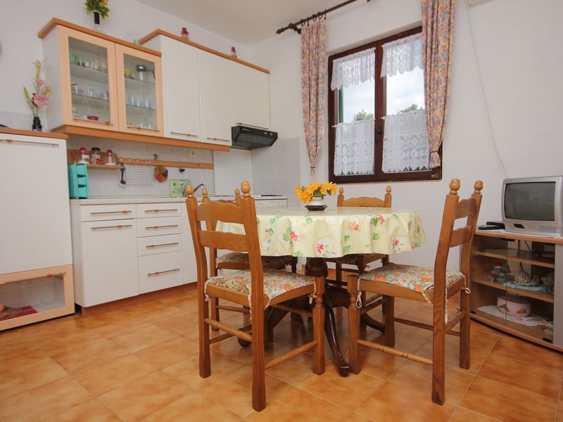 23926287-Ferienwohnung-3--800x600-2