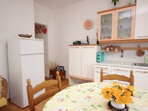 23926287-Ferienwohnung-3--300x225-4