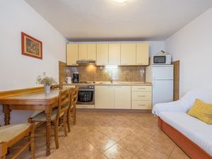 23926555-Ferienwohnung-2--300x225-2