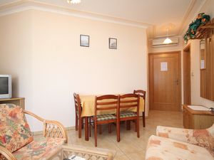 23927393-Ferienwohnung-3--300x225-3