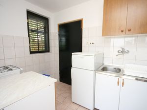 23929112-Ferienwohnung-5--300x225-5