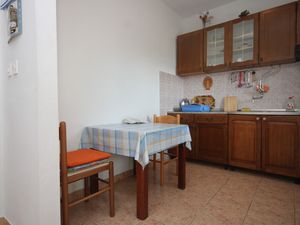 23930103-Ferienwohnung-5--300x225-1