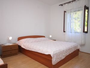 23930103-Ferienwohnung-5--300x225-4