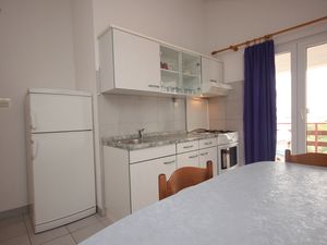 23930362-Ferienwohnung-4--300x225-3