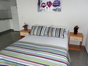 23930410-Ferienwohnung-4--300x225-3