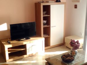 23930437-Ferienwohnung-6--300x225-2