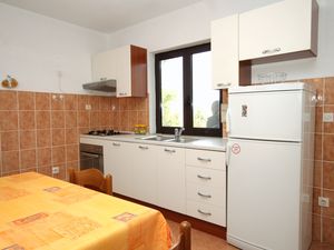 23930661-Ferienwohnung-4--300x225-4