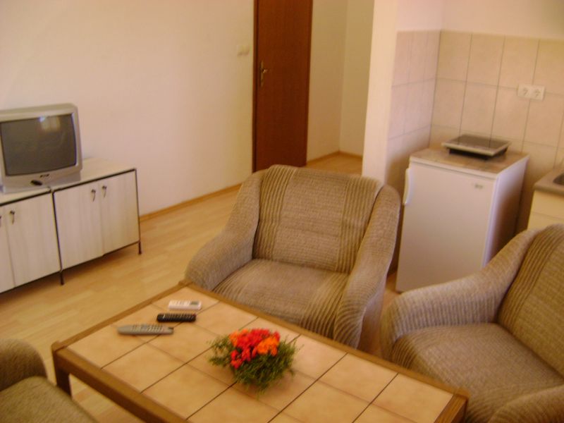 23931621-Ferienwohnung-2--800x600-2