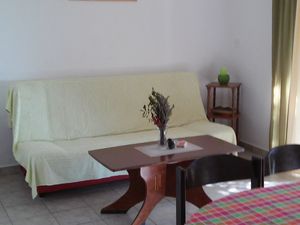 23932111-Ferienwohnung-6--300x225-1