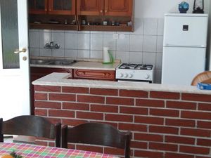 23932111-Ferienwohnung-6--300x225-3